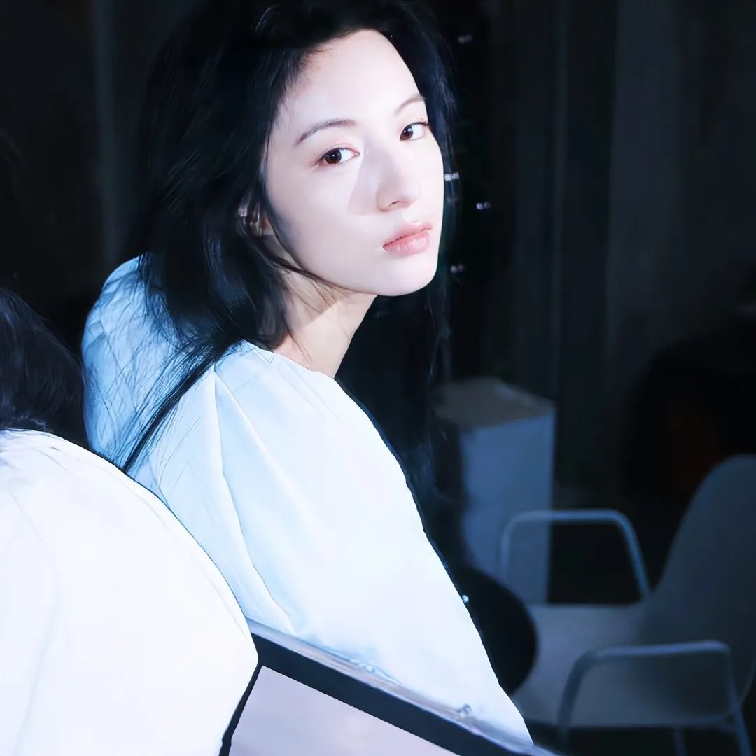 血洒红场